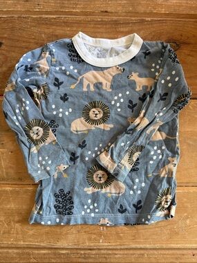 Blue Lion Print Long Sleeve Tee with White Collar